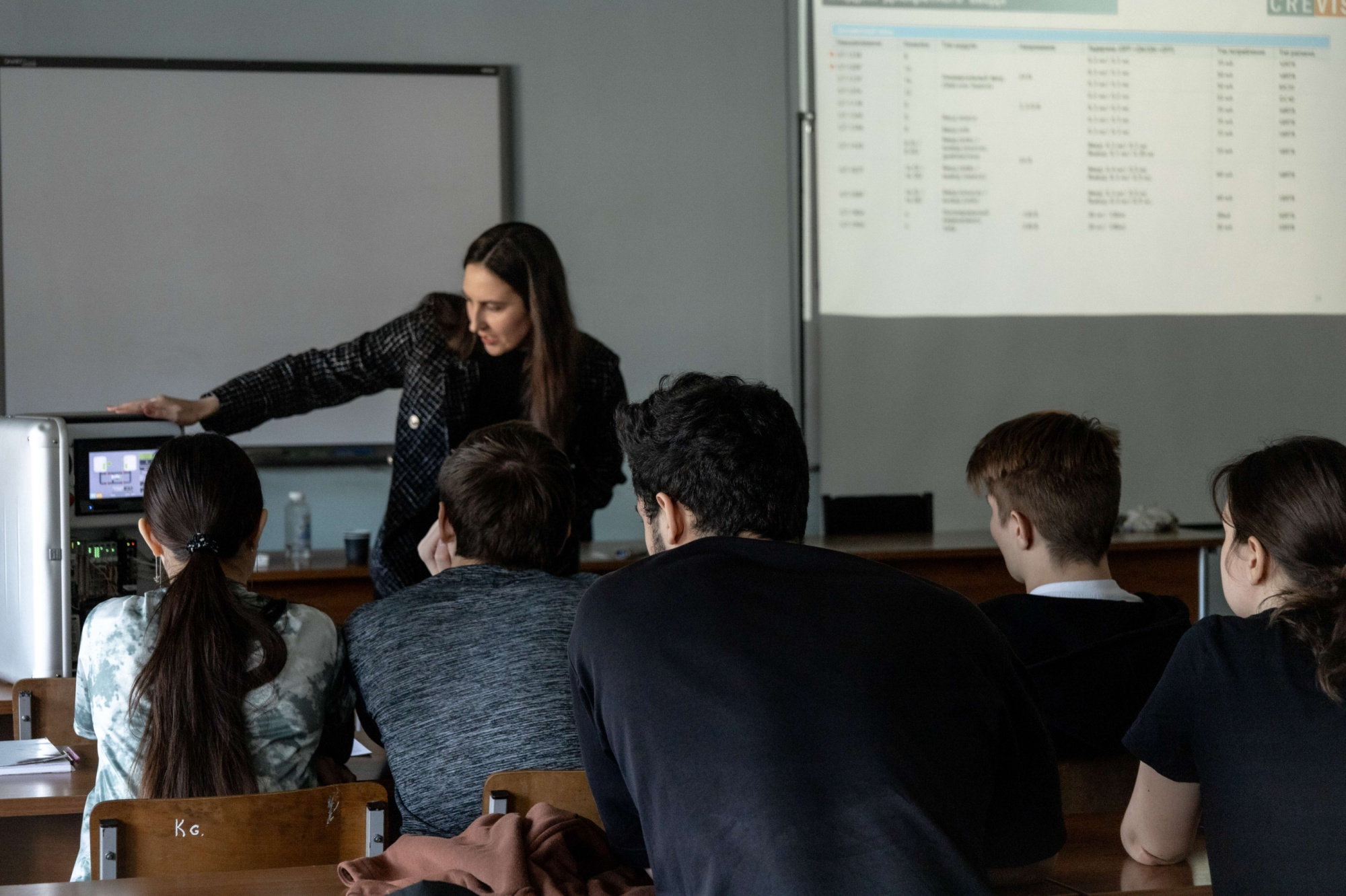 Презентация оборудования Crevis в Сибирском Федеральном Универститете (СФУ) Презентация оборудования Crevis в Сибирском Федеральном Универститете (СФУ)